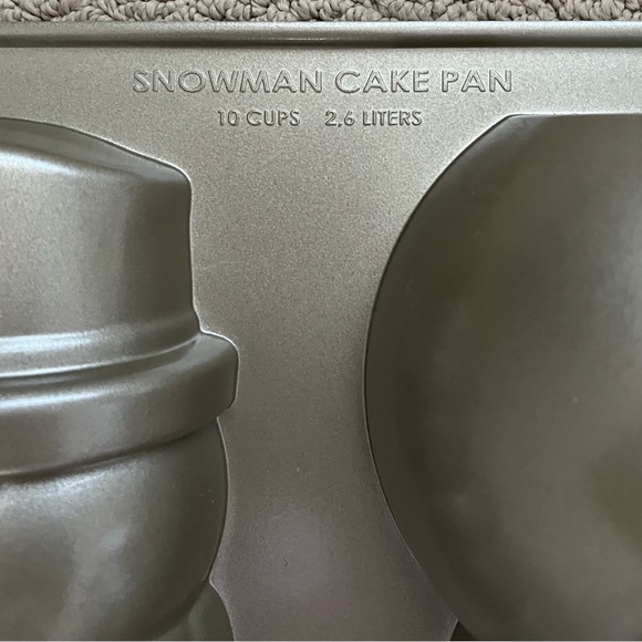 NWT Williams-Sonoma 3-D Snowman Cake Pan by Nordic Ware Holiday Baking Mold USA - Picture 6 of 6